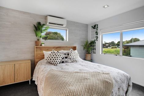 Photo of property in 5a Collingwood Road, Waiuku, 2123