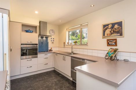 Photo of property in 107 Bay View Road, Moncks Bay, Christchurch, 8081