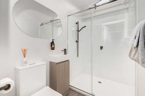 Photo of property in 18 Glengarry Avenue, Manly, Whangaparaoa, 0930