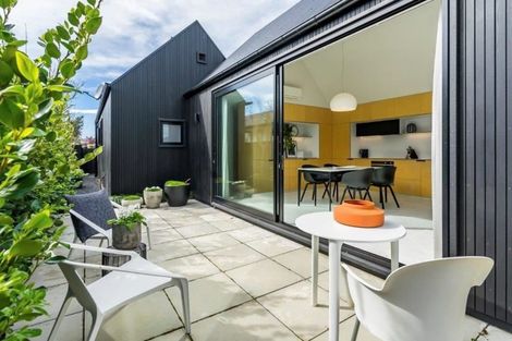 Photo of property in 9d Champion Street, Edgeware, Christchurch, 8013