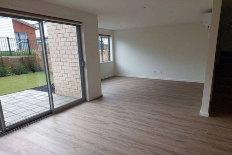 Photo of property in 15 Gunn Way, Hobsonville, Auckland, 0616