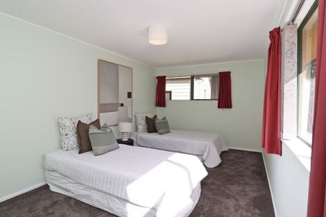 Photo of property in 76 Joyce Road, Hampden, 9410