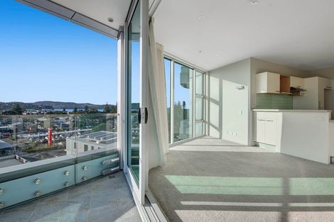 Photo of property in 609/11 Tamariki Avenue, Kelston, Auckland, 0602