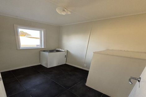 Photo of property in 14 Beatty Road, Pukekohe, 2120