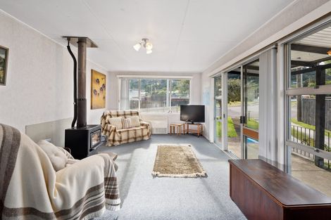 Photo of property in 30 Bay Grove, Pukehangi, Rotorua, 3015