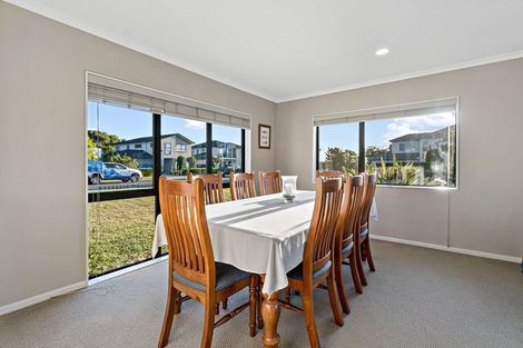 Photo of property in 23 Wawatai Drive, Karaka, Papakura, 2113
