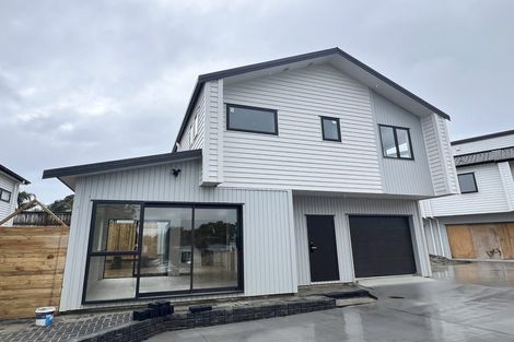 Photo of property in 105a Bond Crescent, Forrest Hill, Auckland, 0620