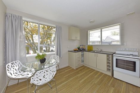Photo of property in 17a Leonie Place, Aranui, Christchurch, 8061