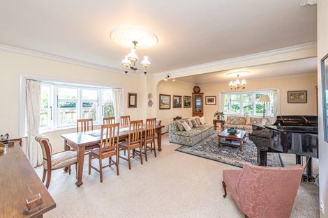 Photo of property in 15 Selwyn Crescent, College Estate, Whanganui, 4500