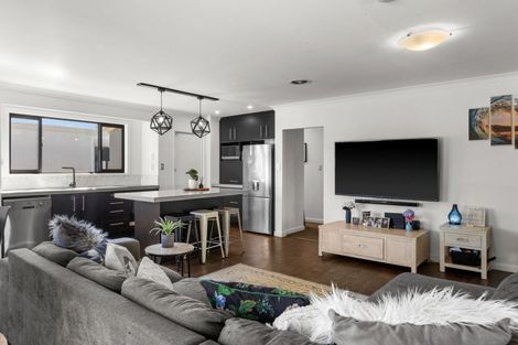 Photo of property in 402 Main North Road, Bay View, Napier, 4104