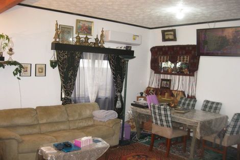 Photo of property in 17 Marne Grove, Waitangirua, Porirua, 5024