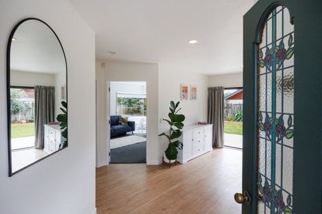 Photo of property in 127 Summerhill Drive, Fitzherbert, Palmerston North, 4410