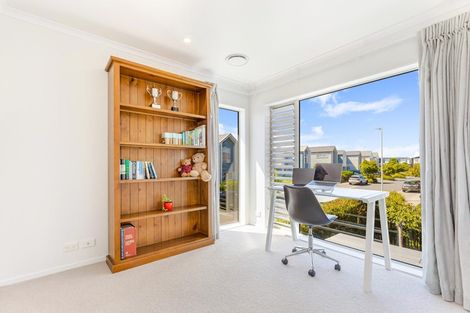 Photo of property in 7 Peihana Road, Hobsonville, Auckland, 0616