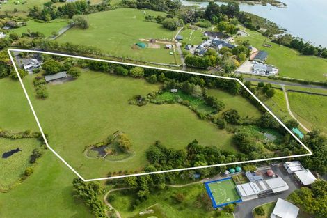 Photo of property in 247 Broomfields Road, Whitford, Howick, 2571