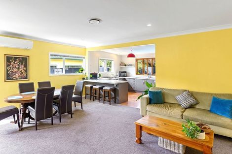 Photo of property in 6 Kohekohe Road, Waikanae, 5036