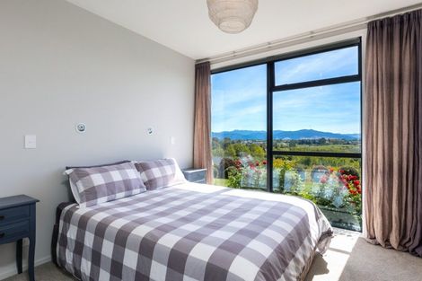 Photo of property in 21 Dry Hills Lane, Riverlands, 7274