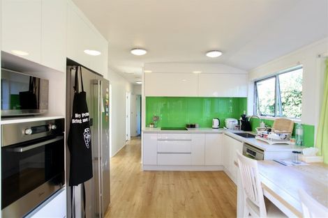 Photo of property in 1/48 Mirrabooka Avenue, Botany Downs, Auckland, 2010