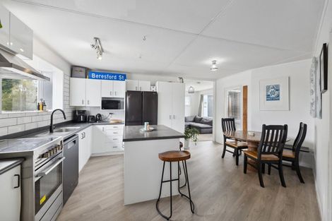 Photo of property in 15 Frederick Street, Two Mile Bay, Taupo, 3330