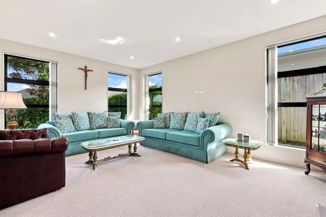 Photo of property in 13 Andalusian Way, Karaka, Papakura, 2113