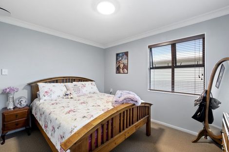 Photo of property in 11 Gardener Street, Levin, 5510