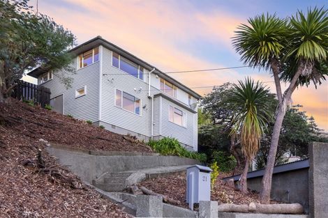 Photo of property in 21 Martin Street, Ranui, Porirua, 5024