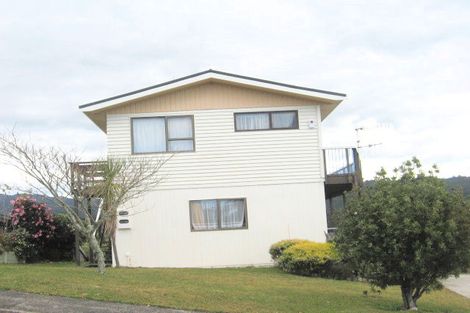 Photo of property in 7 Tairua Heights, Tairua, 3508