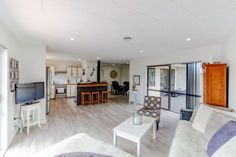 Photo of property in 50 Whiting Crescent, Greenmeadows, Napier, 4112