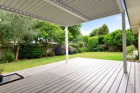 Photo of property in 10 Admiral Crescent, Flagstaff, Hamilton, 3210