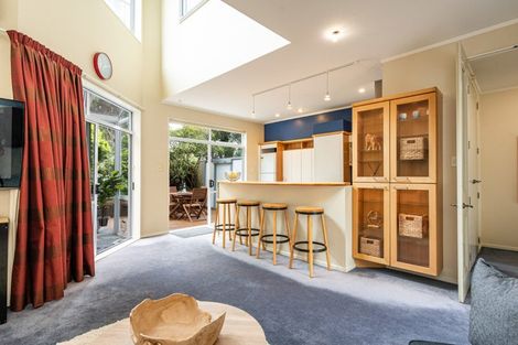 Photo of property in Fernhill Flats, 11/324 The Terrace, Te Aro, Wellington, 6011