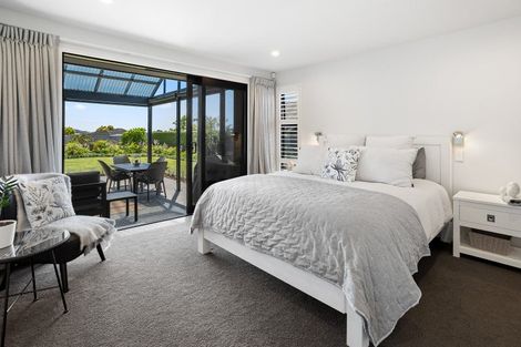 Photo of property in 20 Topping Place, Whitianga, 3510