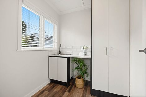 Photo of property in 3a Denz Street, Maeroa, Hamilton, 3200