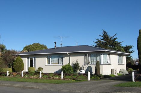 Photo of property in 34 Park Street, Winton, 9720