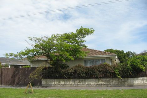 Photo of property in 2/80 Fairfield Avenue, Addington, Christchurch, 8024
