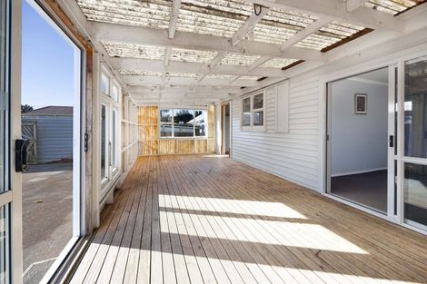 Photo of property in 46 Hussey Street, Waverley, 4510