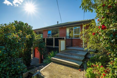 Photo of property in 14 Cornwall Street, Picton, 7220
