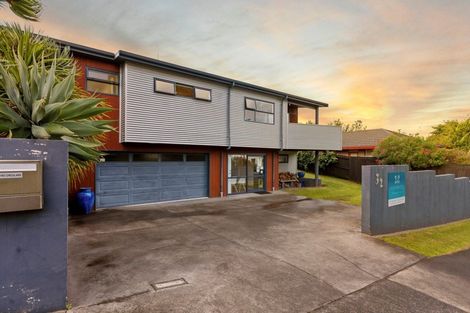 Photo of property in 32 Grantston Drive, Pyes Pa, Tauranga, 3112