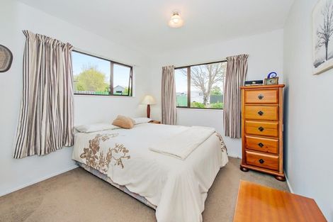 Photo of property in 8 Saint James Street, Southbridge, 7602