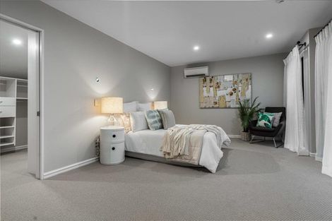 Photo of property in 102 Bassett Road, Remuera, Auckland, 1050
