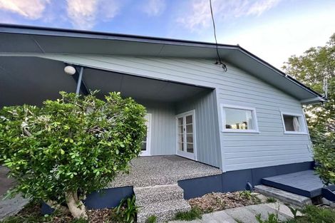 Photo of property in 16 Richards Avenue, Forrest Hill, Auckland, 0620