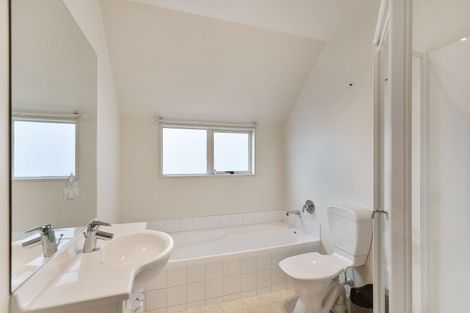 Photo of property in 62 Brockworth Place, Riccarton, Christchurch, 8011