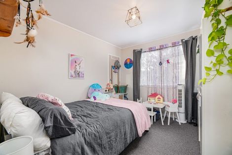 Photo of property in 57 Urlich Drive, Ranui, Auckland, 0612