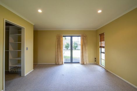 Photo of property in 57 Cairns Crescent, Rototuna, Hamilton, 3210