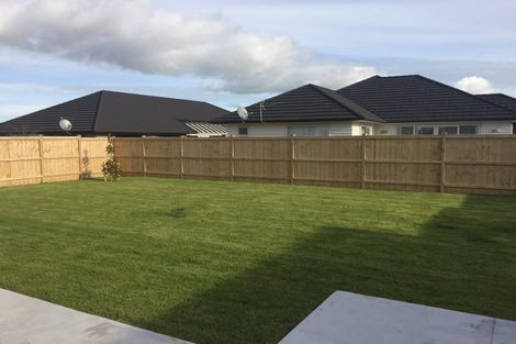 Photo of property in 12 Kaimanawa Road, Karaka, Papakura, 2113