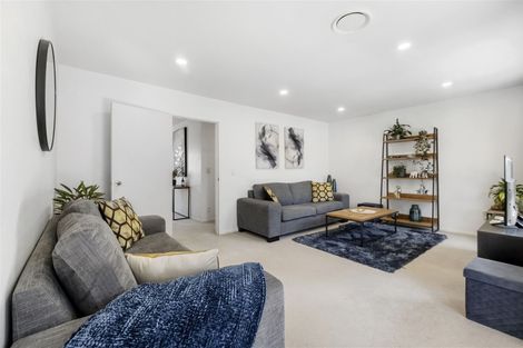 Photo of property in 1/9 Kells Place, Botany Downs, Auckland, 2010