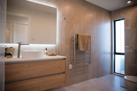 Photo of property in 13 Mitre Street, Gore, 9710