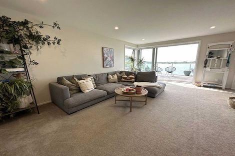 Photo of property in 5 Quarry Road, Mount Pleasant, Christchurch, 8081