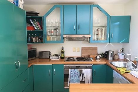 Photo of property in 2/18 Ohiro Road, Aro Valley, Wellington, 6021