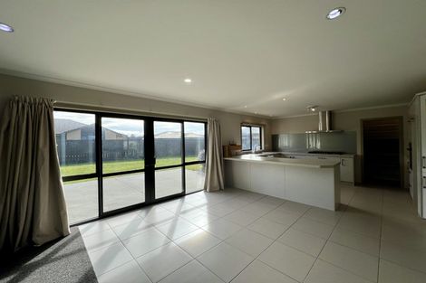 Photo of property in 42 Cumberland Drive, Flagstaff, Hamilton, 3210