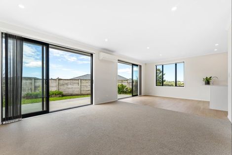 Photo of property in 12 Kia Kaha Drive, Snells Beach, 0920