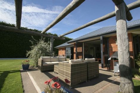 Photo of property in 16 Fowler Road, West Plains, Invercargill, 9874